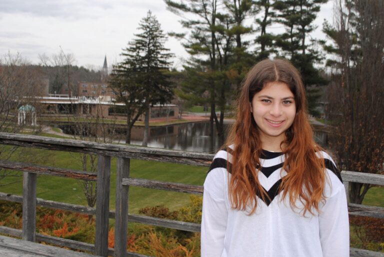 Becca Rozenzweig ’19 Wins Project For Peace